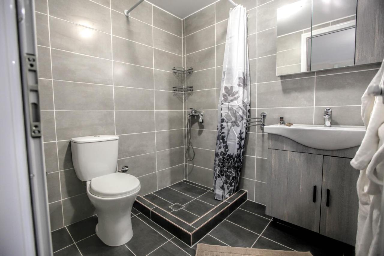 Del Sol #2 Meteora Luxurious Family Suites กาลัมปากา ภายนอก รูปภาพ