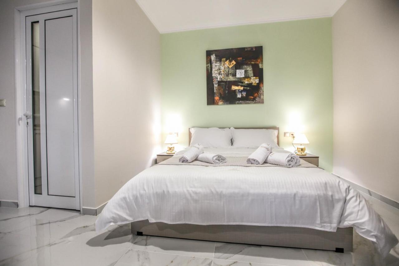 Del Sol #2 Meteora Luxurious Family Suites กาลัมปากา ภายนอก รูปภาพ