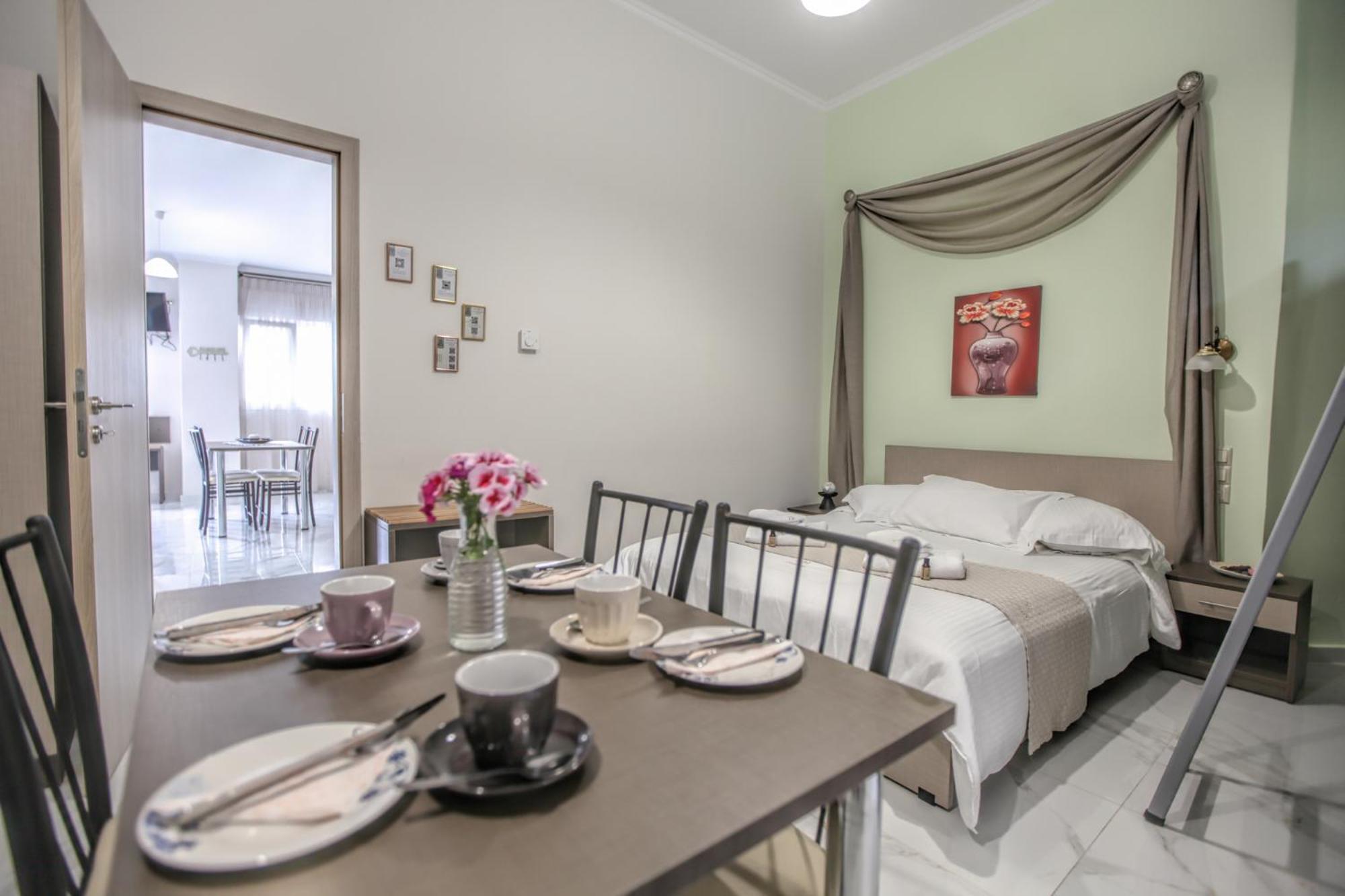 Del Sol #2 Meteora Luxurious Family Suites กาลัมปากา ภายนอก รูปภาพ
