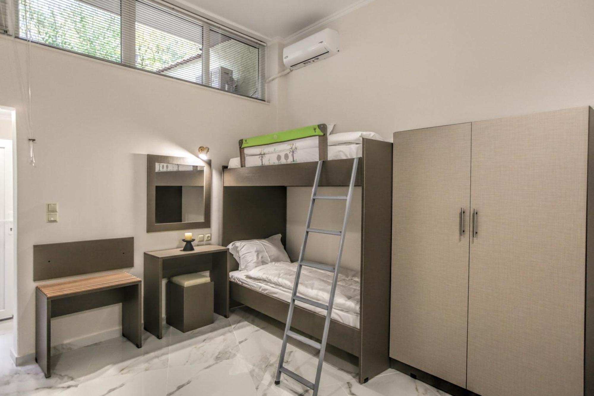 Del Sol #2 Meteora Luxurious Family Suites กาลัมปากา ภายนอก รูปภาพ